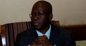 Article : Cheikh Bamba Di&egrave;ye annonce : &laquo; une aide cons&eacute;quente sera octroy&eacute;e aux m&eacute;dias publics et priv&eacute;s &raquo;